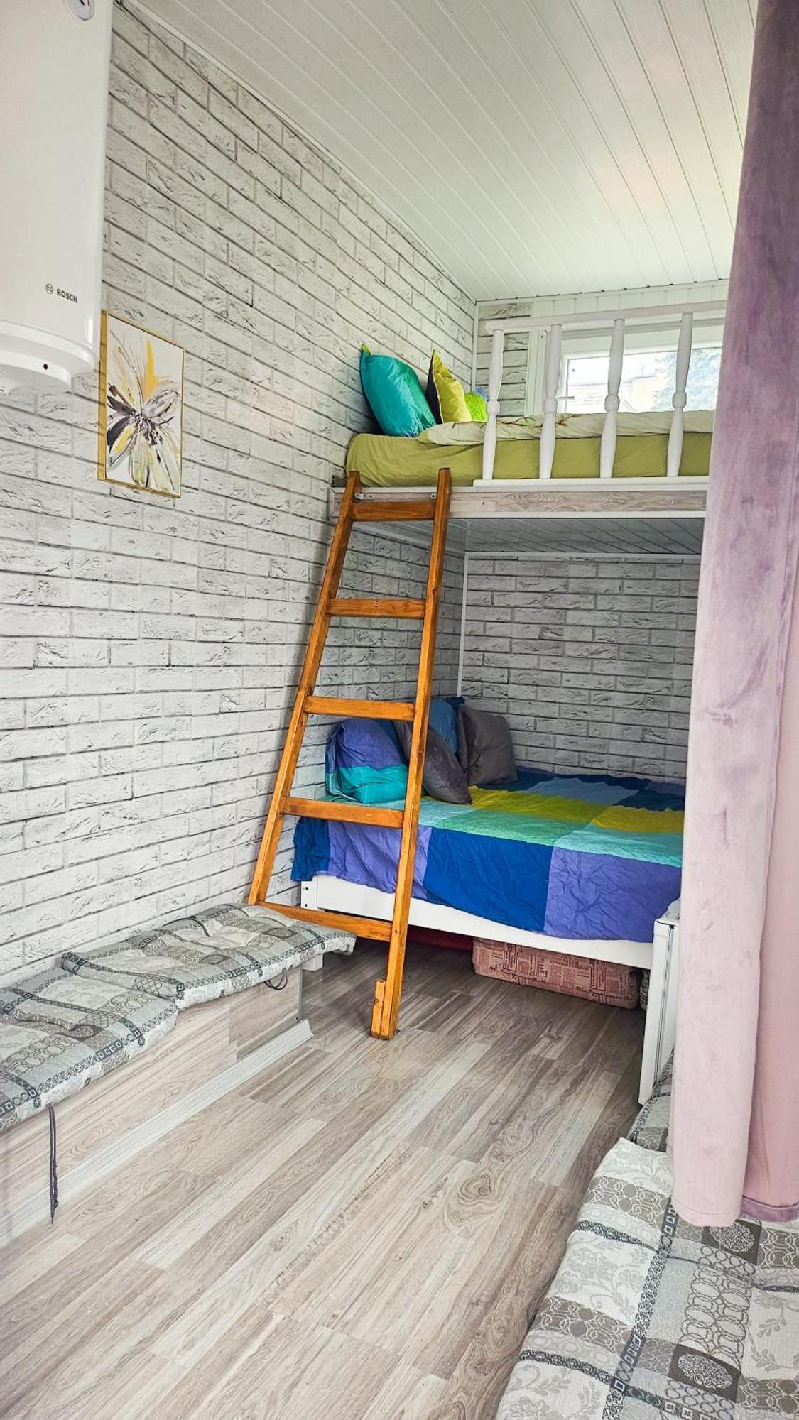 Downtown Tiny Houses Near Cismigiu Gardens Bucharest Exterior photo